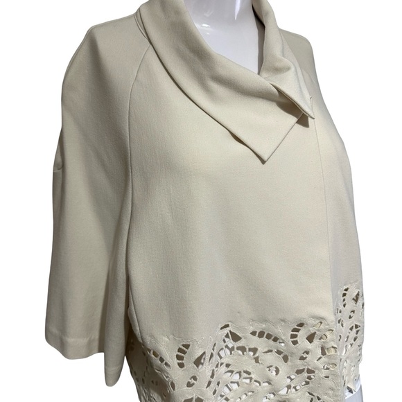 BCBG MAX AZRIA CAPE JACKET - Picture 6 of 7